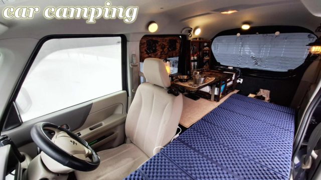 凍える銀世界。いつも独り車中泊