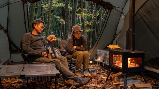 愛犬とまったり 心地いい薪ストーブキャンプ